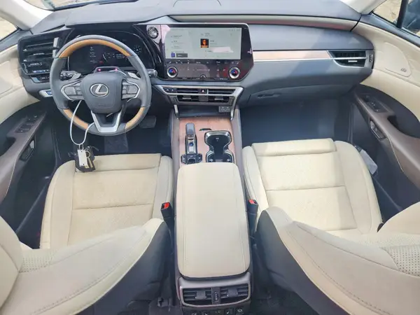 2T2BAMBA2SC055766 2025 LEXUS RX - Image 8