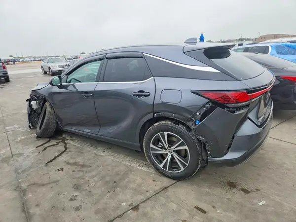 2T2BAMBA2SC057260 2025 LEXUS RX - Image 2