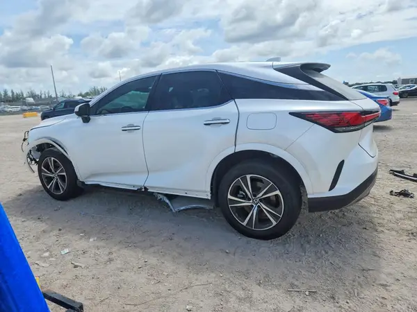 2T2BAMBA2SC065715 2025 LEXUS RX - Image 2