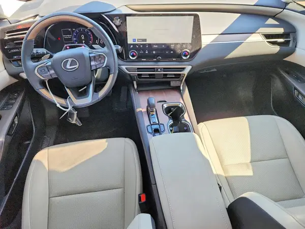 2T2BAMBA3PC011007 2023 LEXUS RX - Image 8