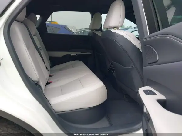 2T2BAMBA3RC036220 2024 LEXUS RX - Image 8