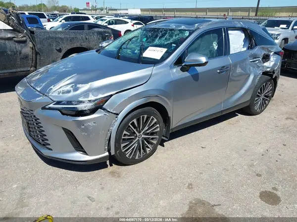 2T2BAMBA3SC056229 2025 LEXUS RX - Image 2