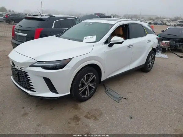 2T2BAMBA3SC059471 2025 LEXUS RX - Image 2