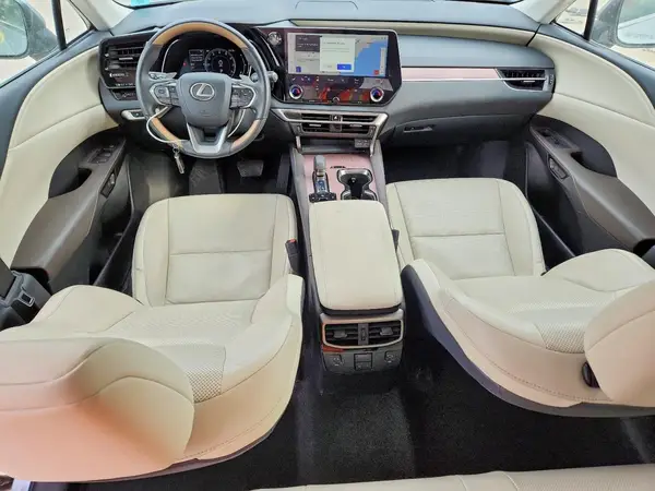 2T2BAMBA4PC008424 2023 LEXUS RX - Image 8