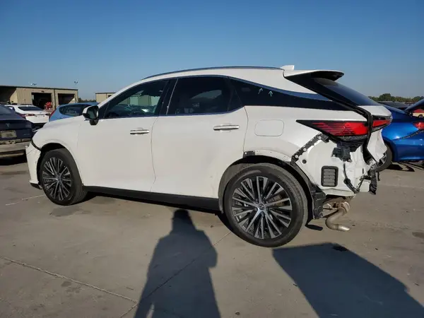 2T2BAMBA4PC020492 2023 LEXUS RX - Image 2