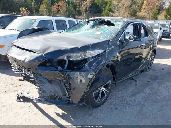 2T2BAMBA4SC056563 2025 LEXUS RX - Image 2