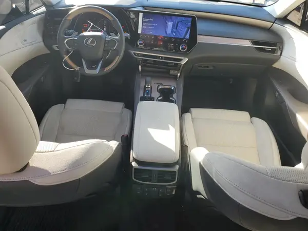2T2BAMBA5RC028698 2024 LEXUS RX - Image 8
