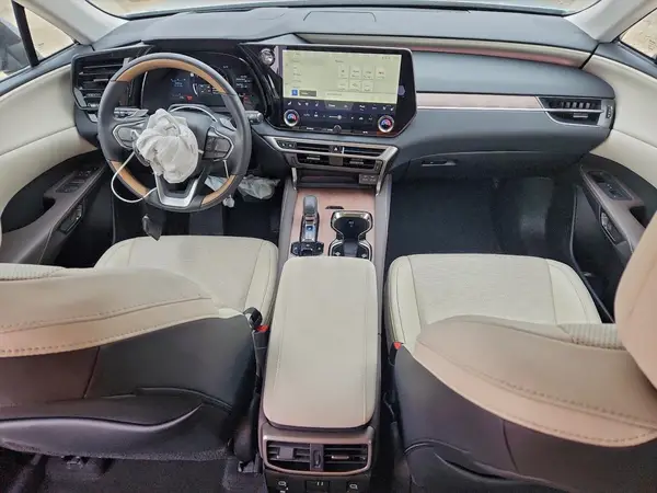 2T2BAMBA5SC055762 2025 LEXUS RX - Image 8