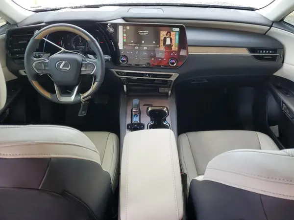 2T2BAMBA6RC031951 2024 LEXUS RX - Image 8
