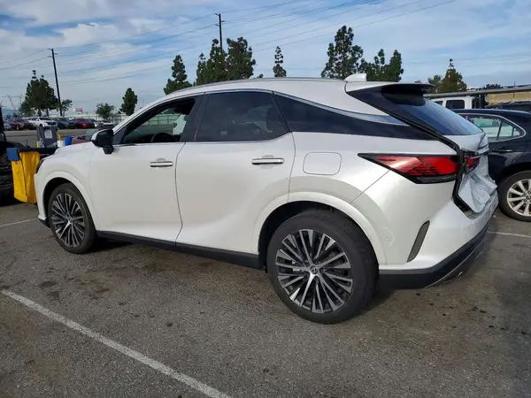 2T2BAMBA6RC035465 2024 LEXUS RX - Image 2