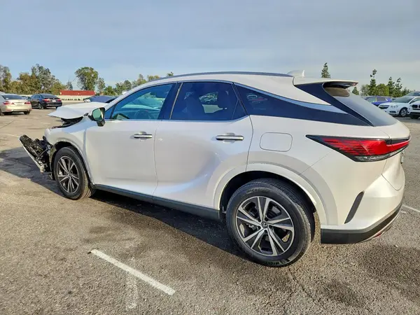2T2BAMBA6RC038401 2024 LEXUS RX - Image 2