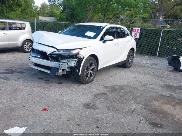 2T2BAMBA6SC053549 2025 LEXUS RX - Image 2