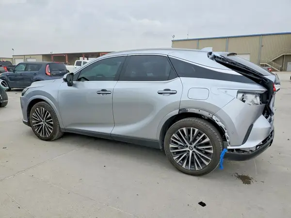 2T2BAMBA6SC063675 2025 LEXUS RX - Image 2