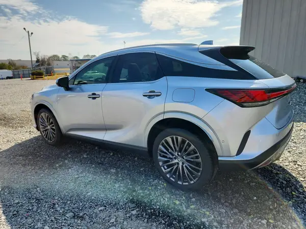 2T2BAMBA6SC069220 2025 LEXUS RX - Image 2