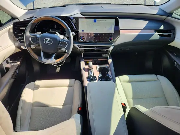 2T2BAMBA6SC069220 2025 LEXUS RX - Image 8