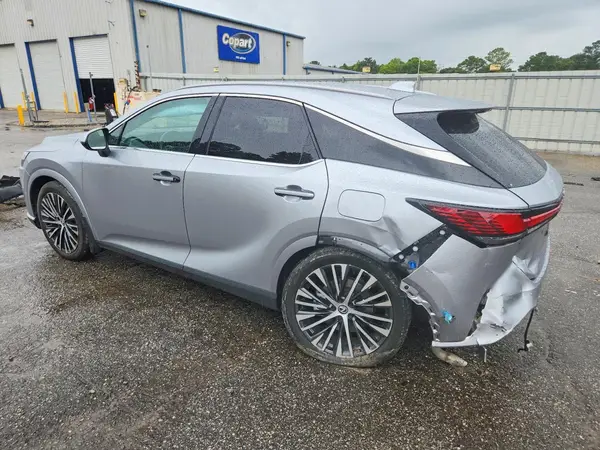 2T2BAMBA7RC037063 2024 LEXUS RX - Image 2