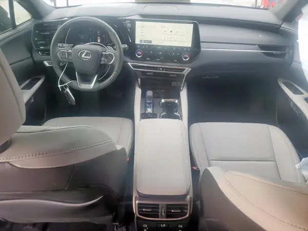 2T2BAMBA7SC054225 2025 LEXUS RX - Image 8