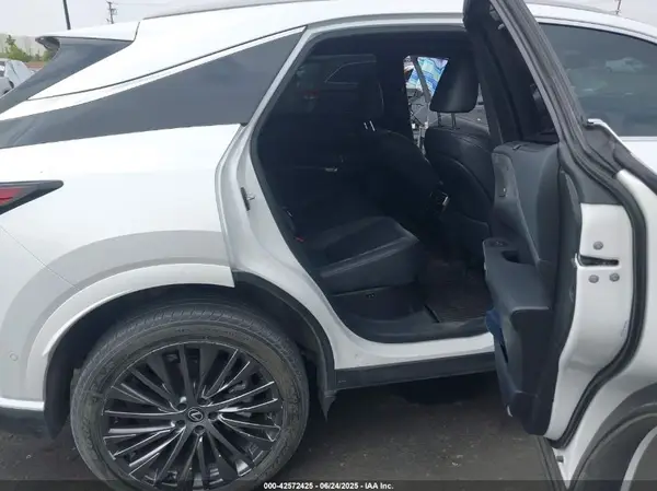 2T2BAMBA8PC012847 2023 LEXUS RX - Image 8