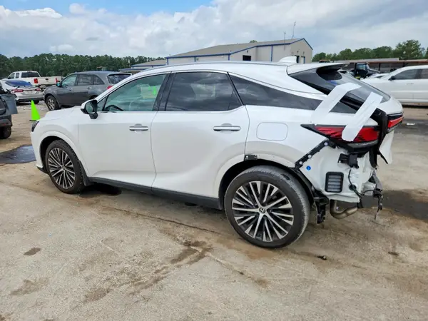 2T2BAMBA8RC032874 2024 LEXUS RX - Image 2