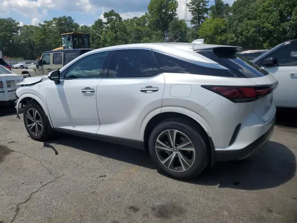 2T2BAMBA8RC044653 2024 LEXUS RX - Image 2