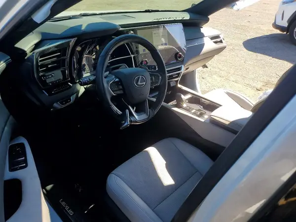 2T2BAMBA8RC044801 2024 LEXUS RX - Image 8