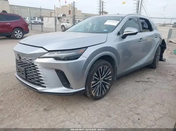 2T2BAMBA9RC031913 2024 LEXUS RX - Image 2