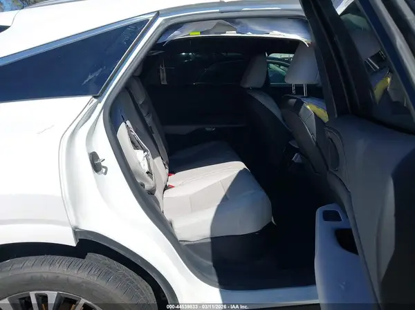 2T2BAMBA9RC032625 2024 LEXUS RX - Image 8