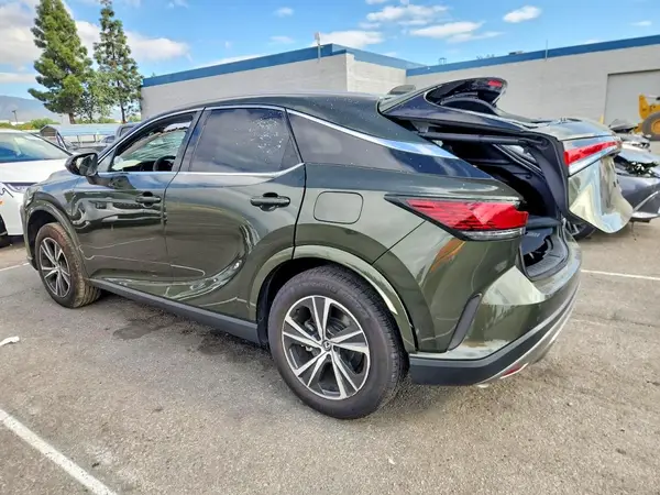 2T2BAMBA9RC047173 2024 LEXUS RX - Image 2