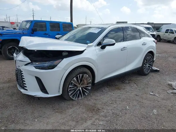2T2BAMBA9SC058017 2025 LEXUS RX - Image 2