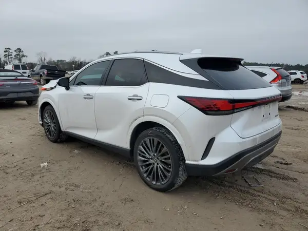 2T2BAMBAXPC002806 2023 LEXUS RX - Image 2