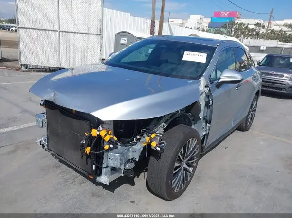 2T2BAMBAXPC017144 2023 LEXUS RX - Image 2
