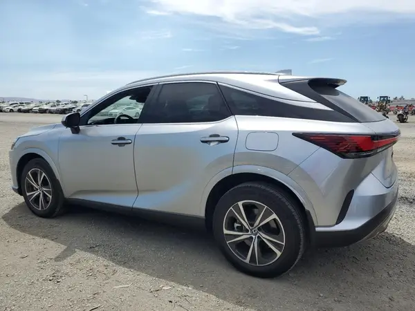2T2BAMBAXPC020657 2023 LEXUS RX - Image 2