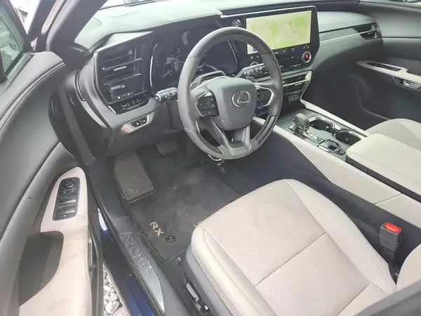 2T2BAMBAXSC064120 2025 LEXUS RX - Image 8