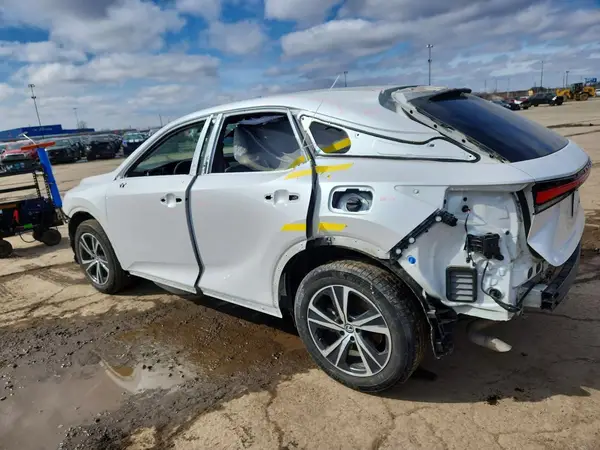 2T2BAMCA0PC008774 2023 LEXUS RX - Image 2