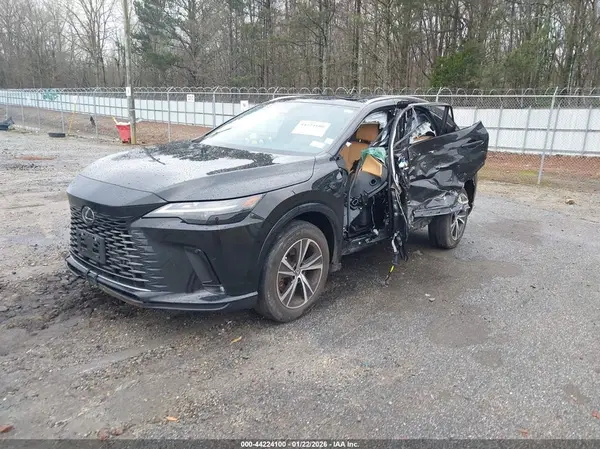 2T2BAMCA0PC020441 2023 LEXUS RX - Image 2