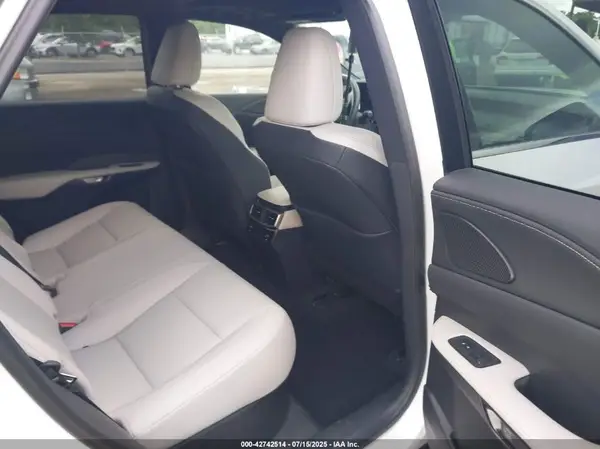 2T2BAMCA0RC052308 2024 LEXUS RX - Image 8