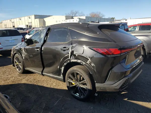 2T2BAMCA0RC060800 2024 LEXUS RX - Image 2