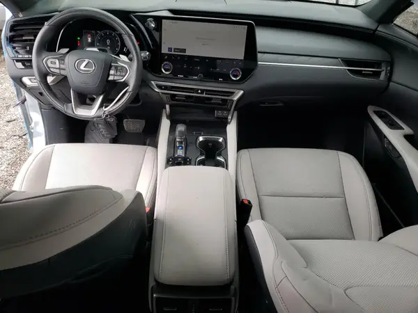 2T2BAMCA0RC078035 2024 LEXUS RX - Image 8