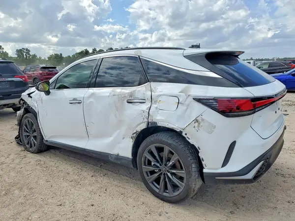 2T2BAMCA0SC120550 2025 LEXUS RX - Image 2