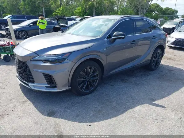 2T2BAMCA1PC002613 2023 LEXUS RX - Image 2