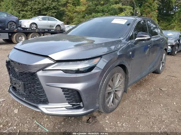 2T2BAMCA1PC017595 2023 LEXUS RX - Image 2