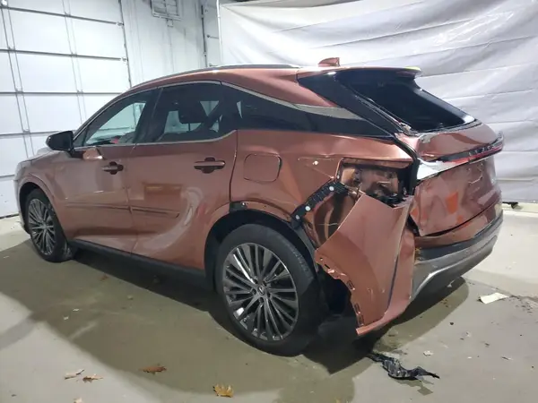 2T2BAMCA1PC022182 2023 LEXUS RX - Image 2