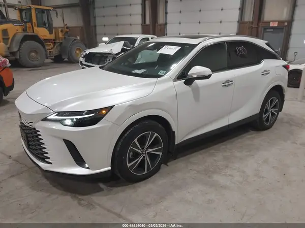 2T2BAMCA1PC036941 2023 LEXUS RX - Image 2