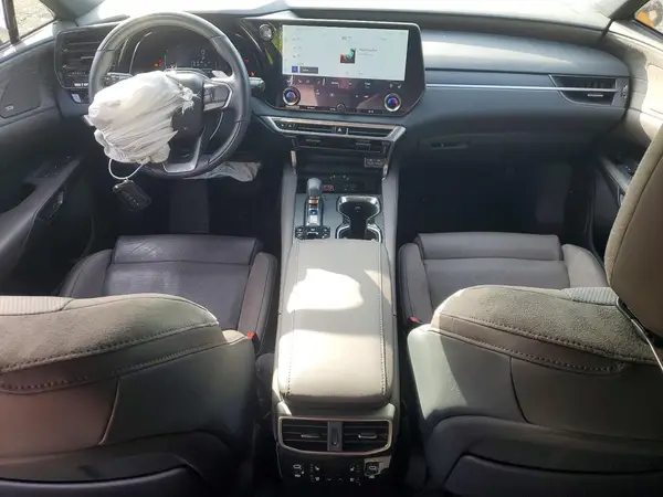 2T2BAMCA1RC045027 2024 LEXUS RX - Image 8