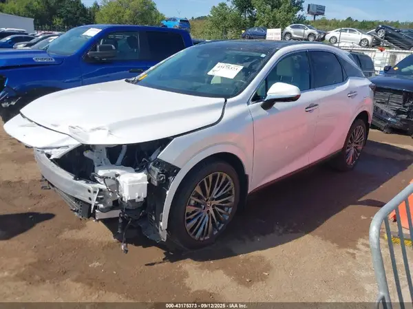 2T2BAMCA1RC048607 2024 LEXUS RX - Image 2