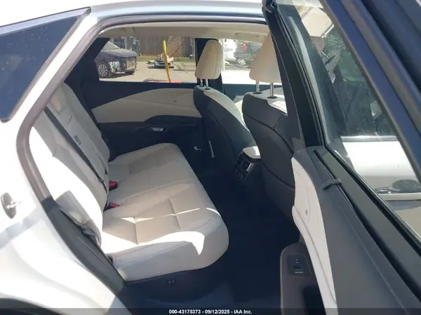 2T2BAMCA1RC048607 2024 LEXUS RX - Image 8