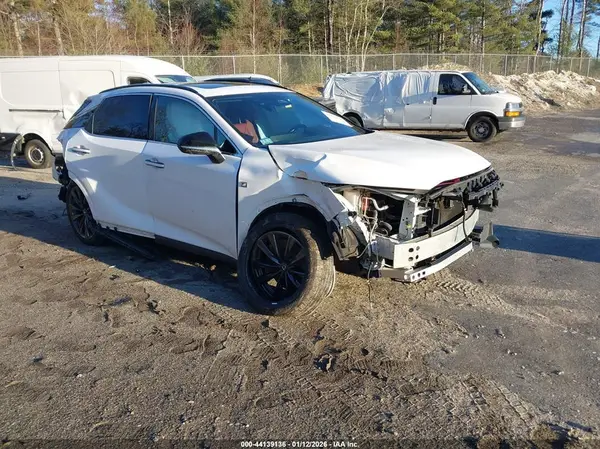 2T2BAMCA1RC058828 2024 LEXUS RX - Image 1