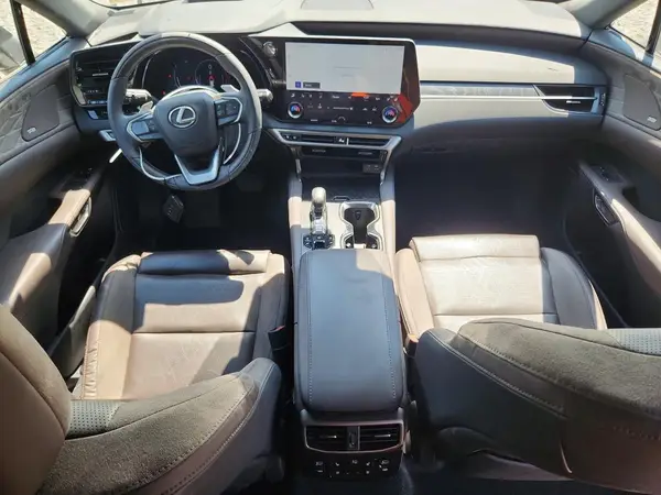2T2BAMCA1RC080201 2024 LEXUS RX - Image 8
