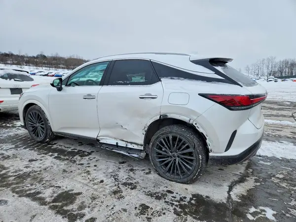 2T2BAMCA1SC090748 2025 LEXUS RX - Image 2