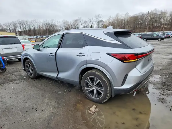 2T2BAMCA1SC094282 2025 LEXUS RX - Image 2